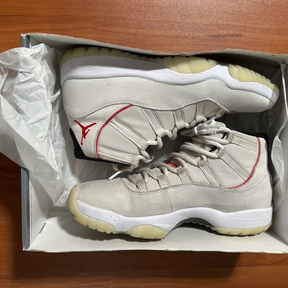 Air Jordan 11 Retro “Platinum Tint”